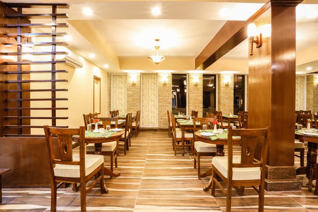 Da Yatra Courtyard Hotel Pokhara Exterior foto