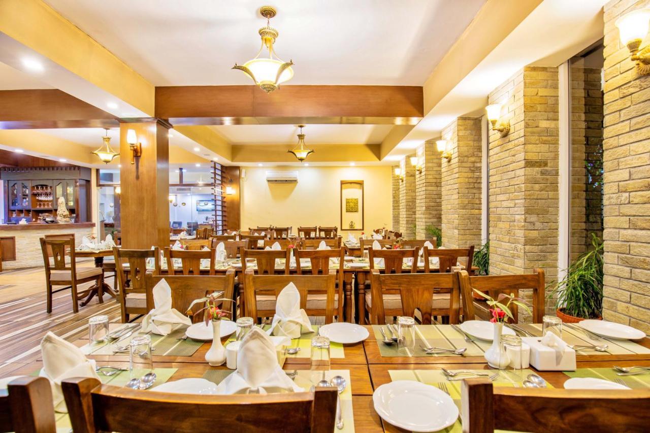 Da Yatra Courtyard Hotel Pokhara Exterior foto